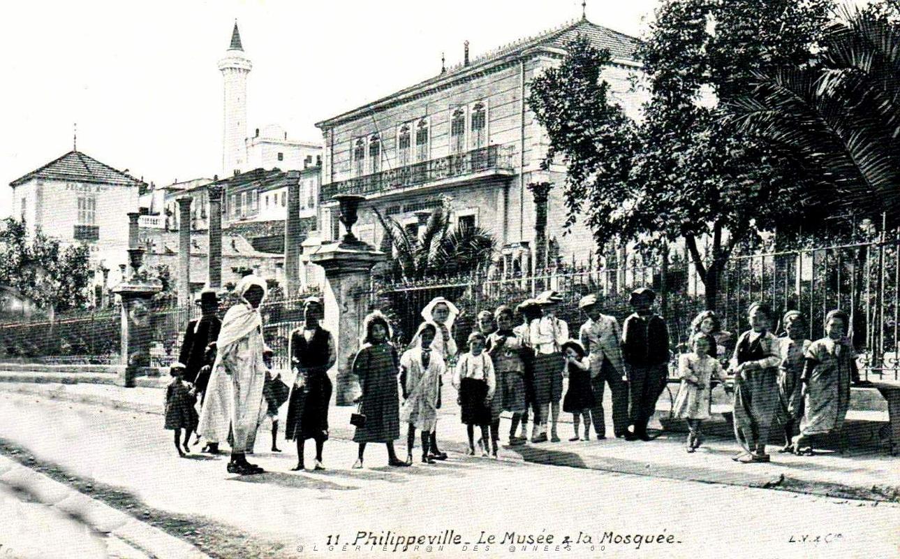 1336- Philippeville - Musee et Mosquee.jpg